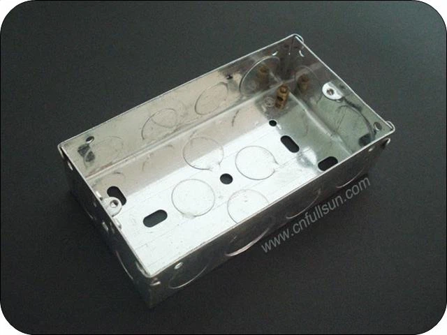 3X6金属製電気ボックス